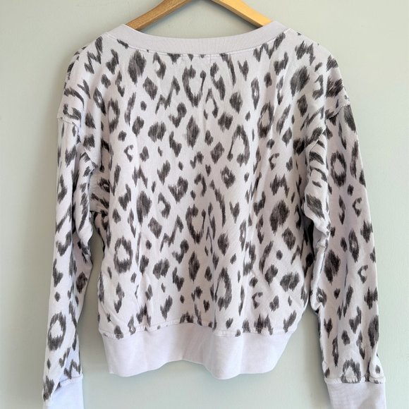 Michael Stars NEW Bone & Black Leopard Camila V-Neck Sweatshirt Women Terry SMAL - Picture 6 of 7